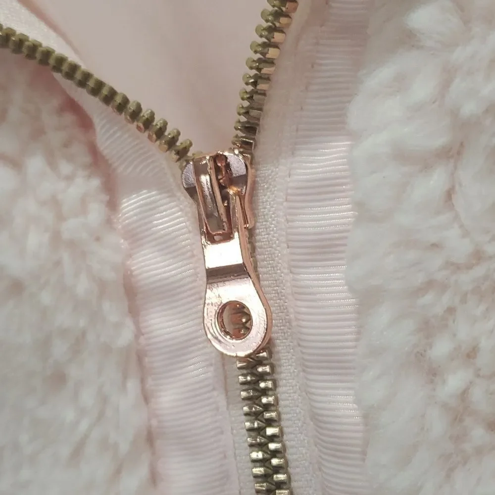 Fuda Womans  Pink Furry Full Zip Jacket Extremely soft, Rose Gold Hardware,  MED - Picture 7 of 7